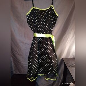 Pulse vintage Girl's 90s/Y2K Black and Green polkadotted Formal dress!
